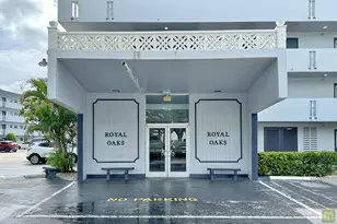 443 NE 195th St, Miami, FL 33179 - Photo 30