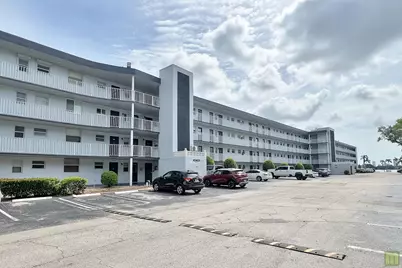443 NE 195th Street #140, Miami, FL 33179 - Photo 4