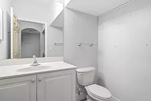 8481 SW 27th St, Miramar, FL 33025 - Photo 16