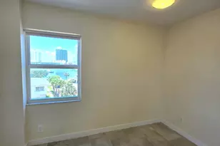 137 Golden Isles Dr, Hallandale Beach, FL 33009 - Photo 30