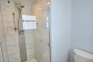 137 Golden Isles Dr, Hallandale Beach, FL 33009 - Photo 28