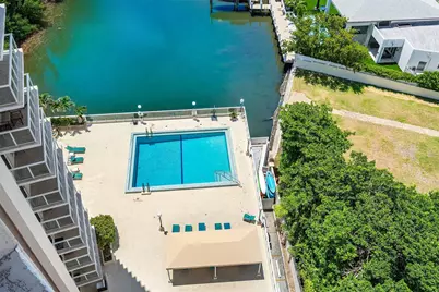 3000 Holiday Drive, Fort Lauderdale, FL 33316 - Photo 18