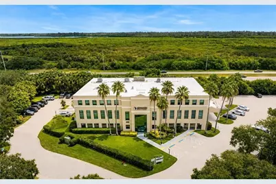 3755 7th Terrace #SUITES, Vero Beach, FL 32960 - Photo 24