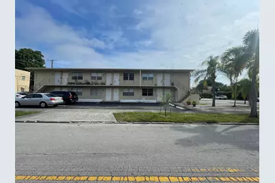 1555 Tyler Street #01, Hollywood, FL 33020 - Photo 2