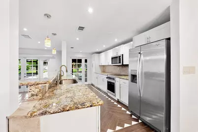 9897 Fairway Cove Lane, Plantation, FL 33324 - Photo 10