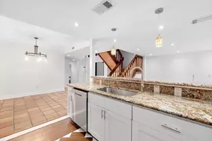 9897 Fairway Cove Ln, Plantation, FL 33324 - Photo 10