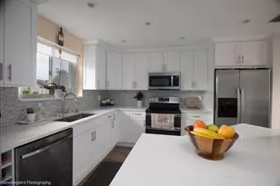 2047 Discovery Cir E, Deerfield Beach, FL 33442 - Photo 6