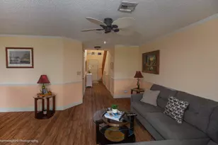 2047 Discovery Cir E, Deerfield Beach, FL 33442 - Photo 8