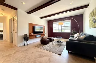 298 SW 6th St, Boca Raton, FL 33432 - Photo 2