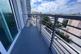 729 NW 2nd St, Miami, FL 33128 - Photo 8