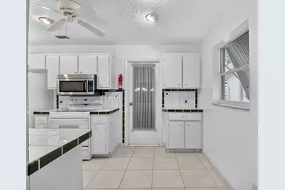 2091 SW 13th Terrace SW, Boynton Beach, FL 33426 - Photo 16
