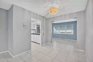 2091 SW 13th Terrace SW, Boynton Beach, FL 33426 - Photo 10