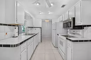 2091 SW 13th Terrace SW, Boynton Beach, FL 33426 - Photo 18