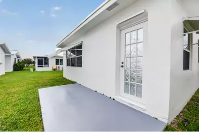 2091 SW 13th Terrace SW, Boynton Beach, FL 33426 - Photo 32