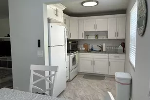 626 Normandy Ln N, Delray Beach, FL 33484 - Photo 8