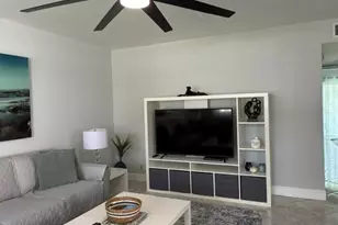 626 Normandy Ln N, Delray Beach, FL 33484 - Photo 2