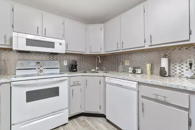 3587 La Playas #B-2, Greenacres, FL 33463 - Photo 8