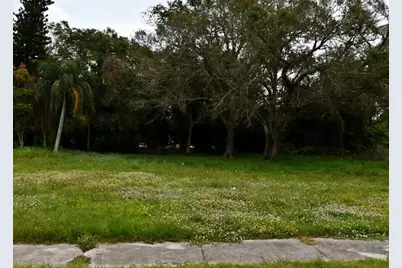 702 N 19th N Street, Fort Pierce, FL 34950 - Photo 2