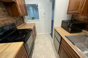 2820 NW 55th Ave NW, Lauderhill, FL 33313 - Photo 20