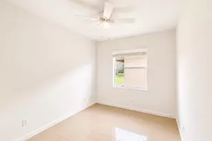 1804 SW Jamesport Dr, Port Saint Lucie, FL 34953 - Photo 10