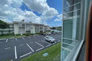 350 Horizons E, Boynton Beach, FL 33435 - Photo 14