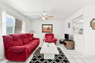91 Flanders B, Delray Beach, FL 33484 - Photo 6