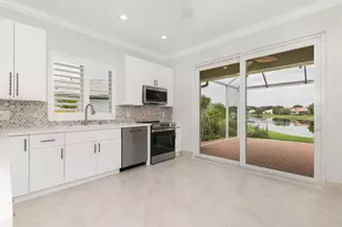 9119 Bay Point Cir, West Palm Beach, FL 33411 - Photo 4