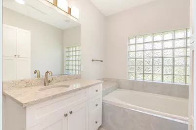 9119 Bay Point Circle, West Palm Beach, FL 33411 - Photo 10