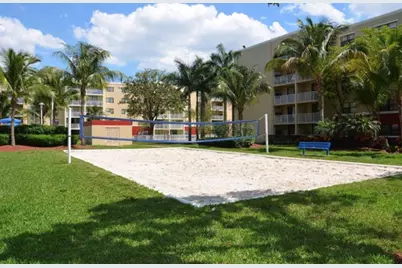 18335 NW 68 Avenue #104A, Hialeah, FL 33015 - Photo 12