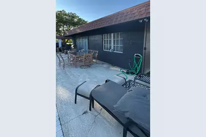 10 SW 46th Avenue, Plantation, FL 33317 - Photo 4
