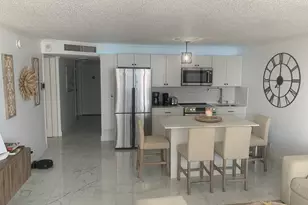6039 Collins Ave, Miami Beach, FL 33140 - Photo 2