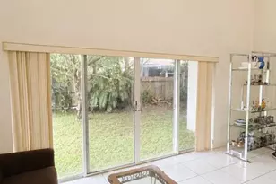 13514 NW 7th St, Plantation, FL 33325 - Photo 8