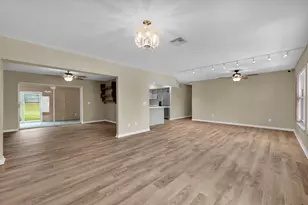 2306 NE 19th Ct, Jensen Beach, FL 34957 - Photo 8