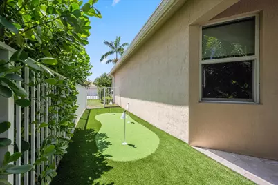 8152 Butler Greenwood Drive, Royal Palm Beach, FL 33411 - Photo 22