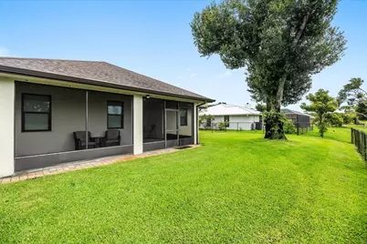 5103 Echo Pines Circle E, Fort Pierce, FL 34951 - Photo 34