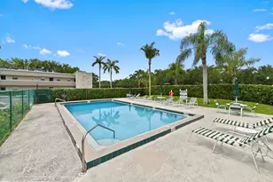 126 Sparrow Dr, Royal Palm Beach, FL 33411 - Photo 20