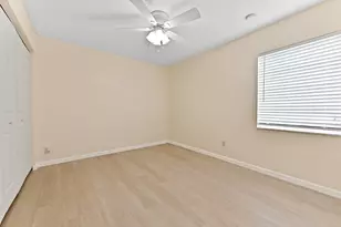 126 Sparrow Dr, Royal Palm Beach, FL 33411 - Photo 16