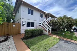 3040 NE 21st Ave, Fort Lauderdale, FL 33306 - Photo 2