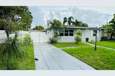 6710 Forest Court, West Palm Beach, FL 33405 - Photo 2