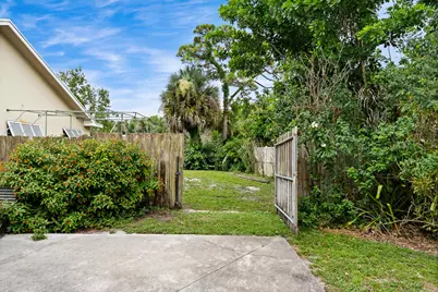 202 NE Flax Terrace, Jensen Beach, FL 34957 - Photo 12