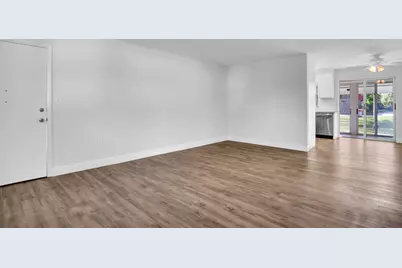 3210 Meridian Way S #11, Palm Beach Gardens, FL 33410 - Photo 12