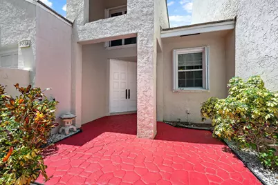 227 N Lakeshore Drive, Hypoluxo, FL 33462 - Photo 4