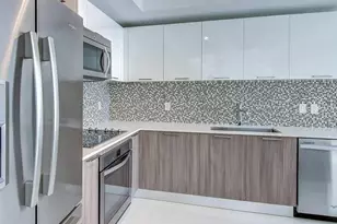 5252 NW 85th Ave, Doral, FL 33166 - Photo 12