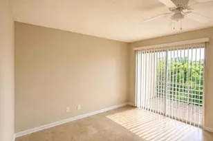 555 Purdy Ln, Palm Springs, FL 33461 - Photo 22