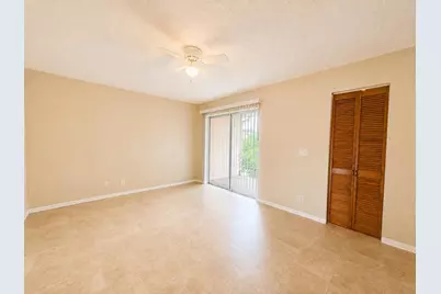 555 Purdy Lane #309, Palm Springs, FL 33461 - Photo 16