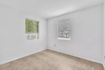 4936 NE 14th Avenue, Pompano Beach, FL 33064 - Photo 16