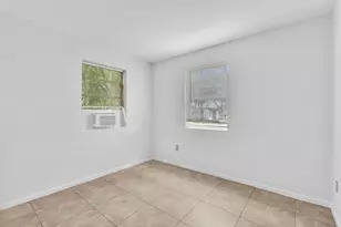 4936 NE 14th Ave, Pompano Beach, FL 33064 - Photo 16