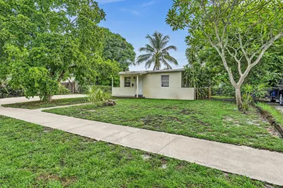 4936 NE 14th Avenue, Pompano Beach, FL 33064 - Photo 2