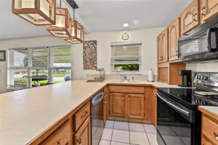 360 High Point Ct, Boynton Beach, FL 33435 - Photo 8