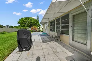 360 High Point Ct, Boynton Beach, FL 33435 - Photo 16